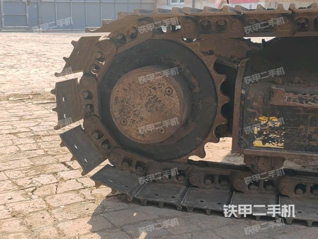 右驅(qū)動輪(行走機構) 右驅(qū)動輪(行走機構)