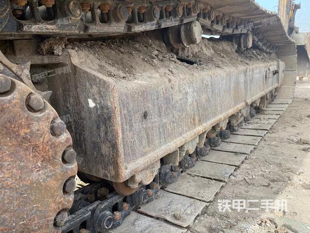 单侧履带整体（整机外观）