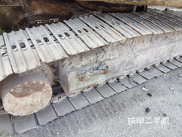 单侧履带整体（整机外观）