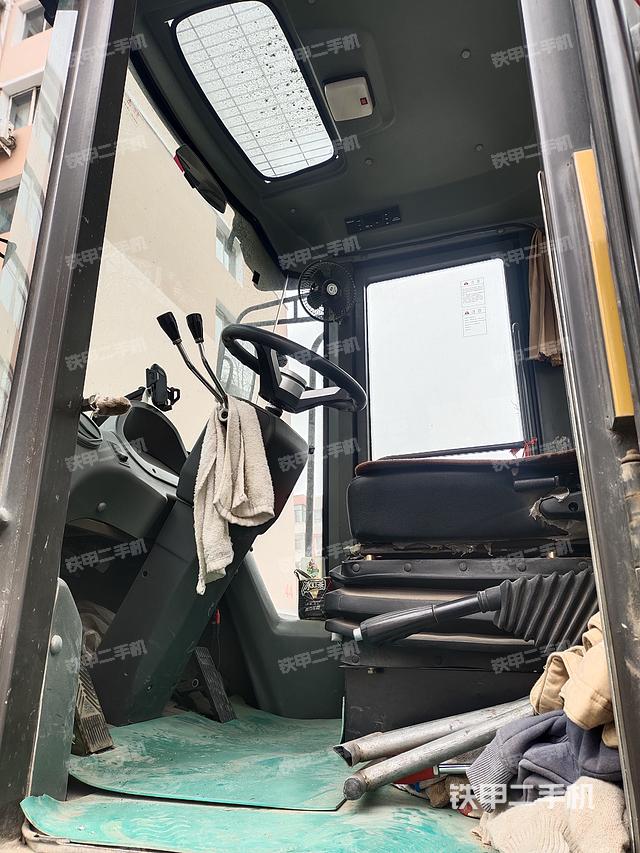 驾驶室工作台（整机外观及大件）