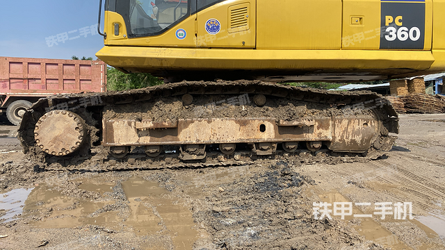 单侧履带整体（整机外观）