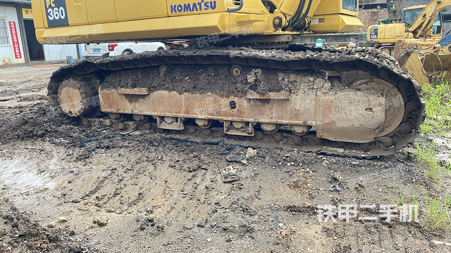 单侧履带整体（整机外观）