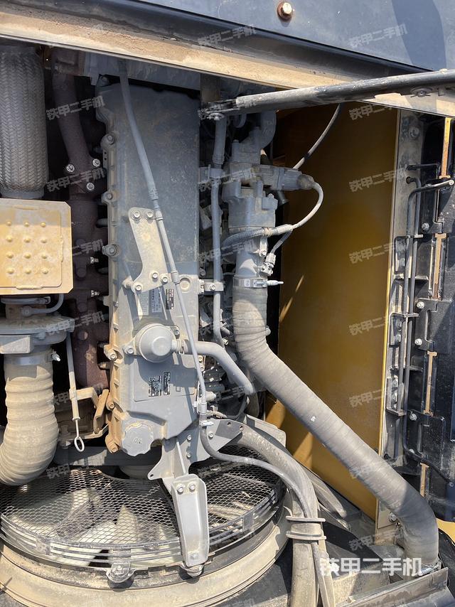 发动机整体俯视（整机外观）