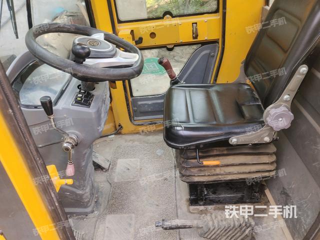 工作装置整体（整机外观及大件）