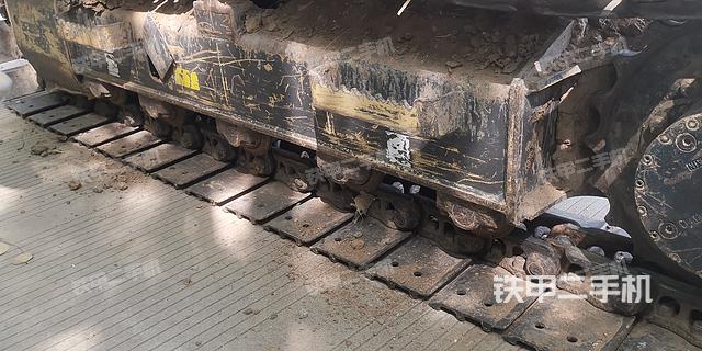 单侧履带整体（整机外观）