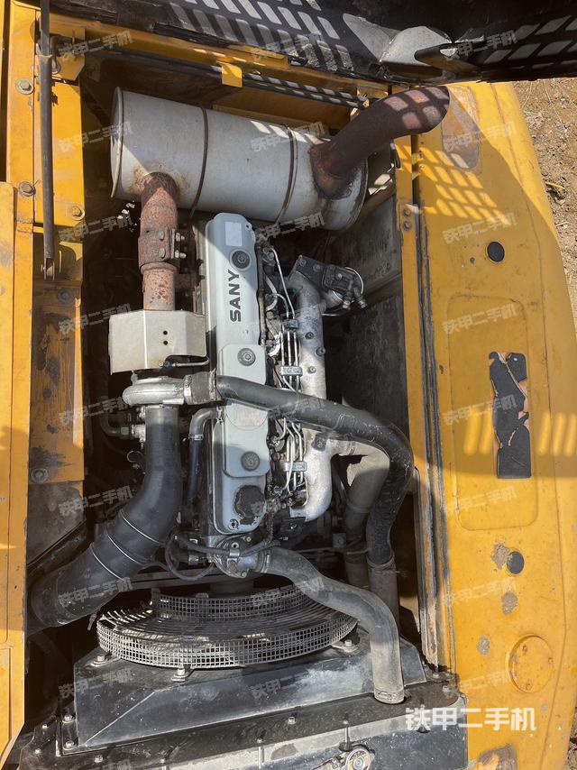 发动机整体俯视（整机外观）