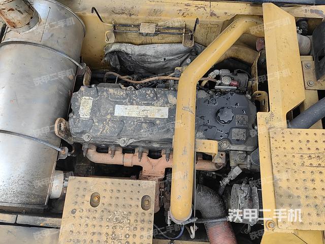 发动机整体俯视（整机外观）