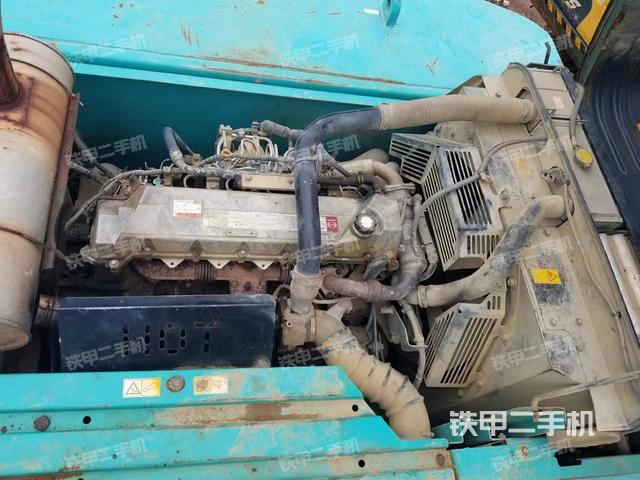 发动机整体俯视（整机外观）