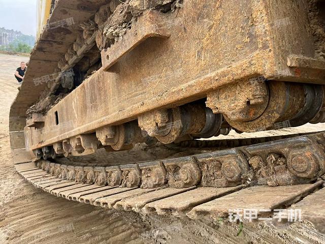 单侧履带整体（整机外观）