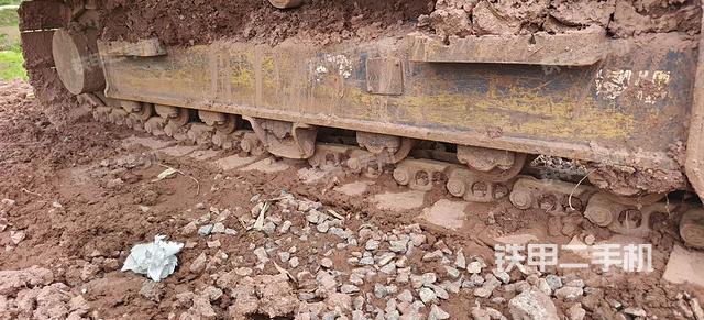 单侧履带整体（整机外观）