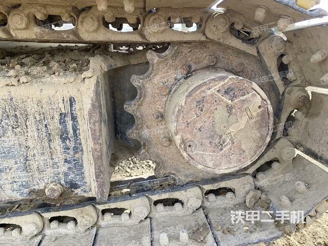 单侧履带整体（整机外观）