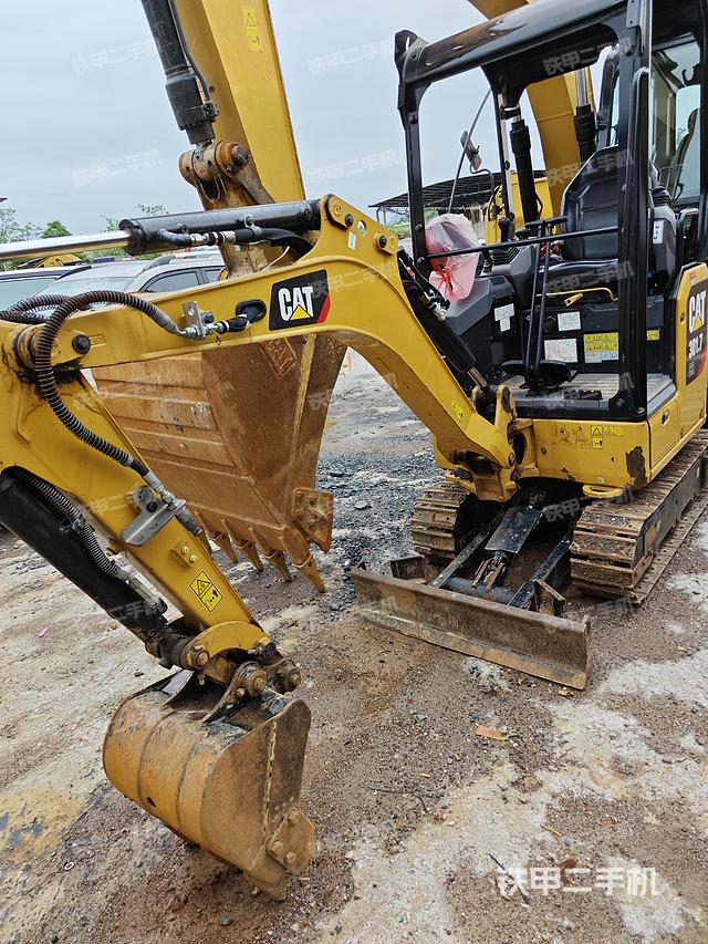 卡特彼勒CAT®301.7 CR 微型液压挖掘机