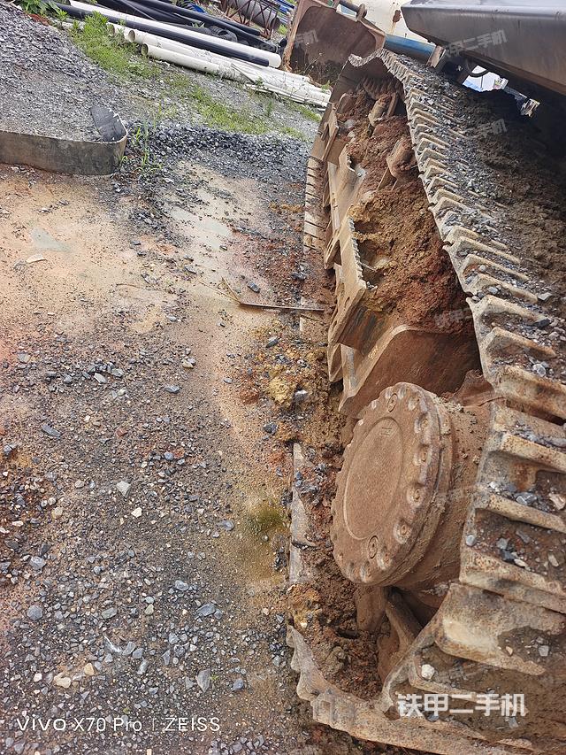 单侧履带整体（整机外观）