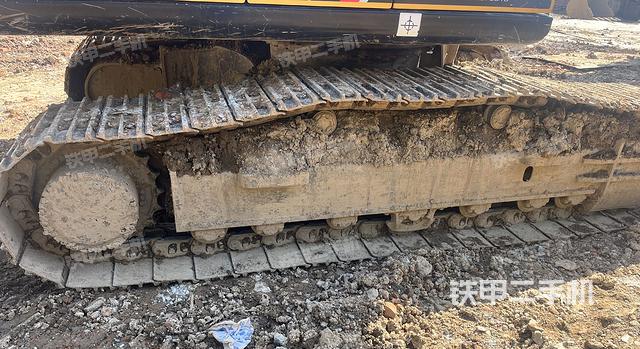 单侧履带整体（整机外观）