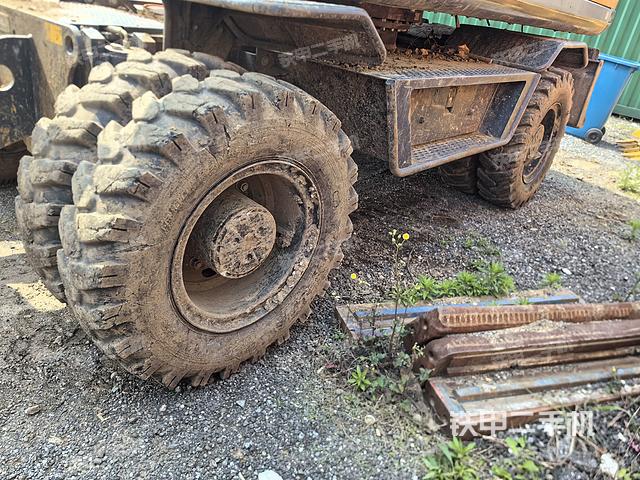 单侧履带整体（整机外观）