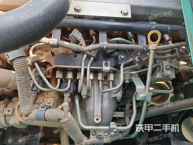 发动机整体俯视（整机外观）