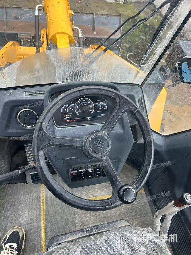 驾驶室操作台（整机外观及大件）