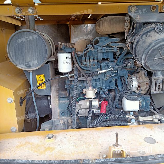 发动机整体俯视（整机外观）