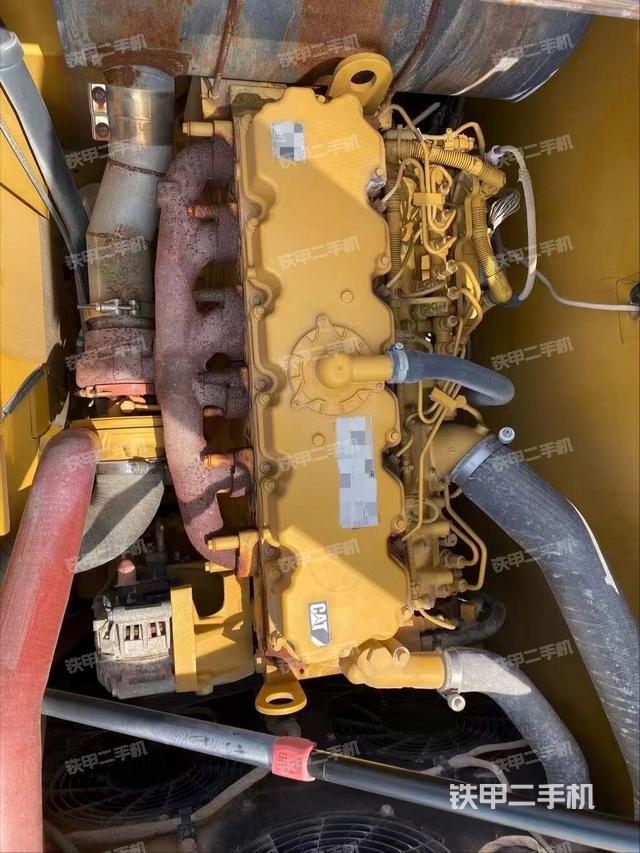 发动机整体俯视（整机外观）