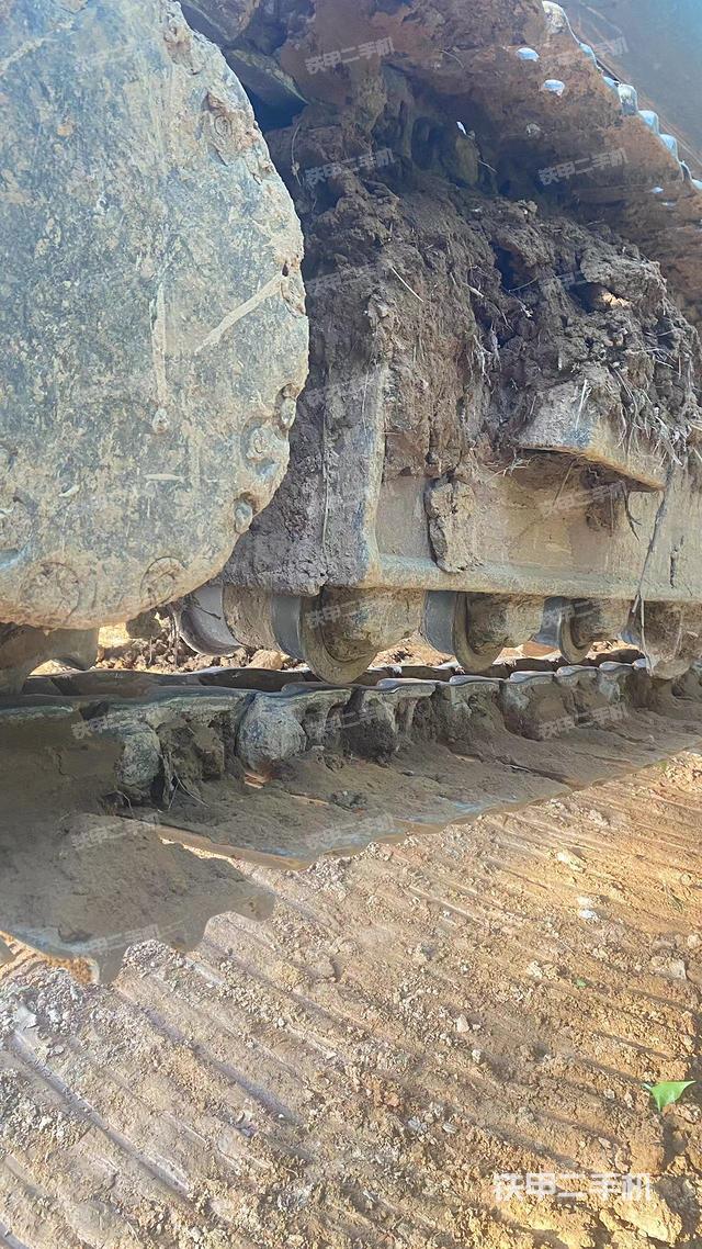 单侧履带整体（整机外观）