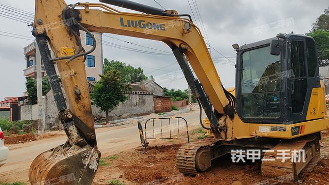 柳工CLG906F挖掘机