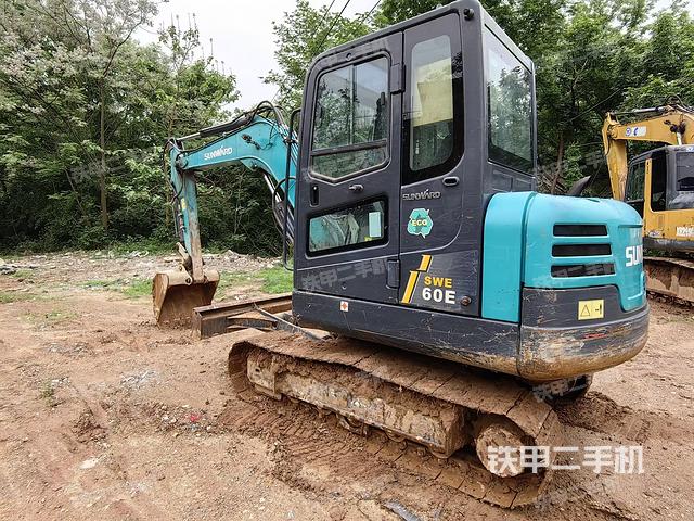 整机右后45°（整机外观）