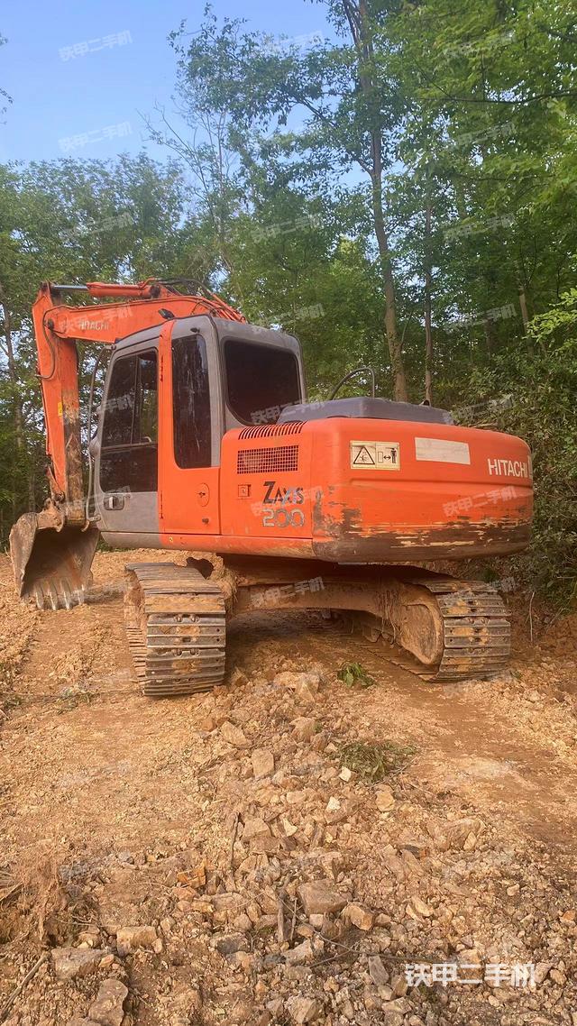 驾驶室整体（整机外观）