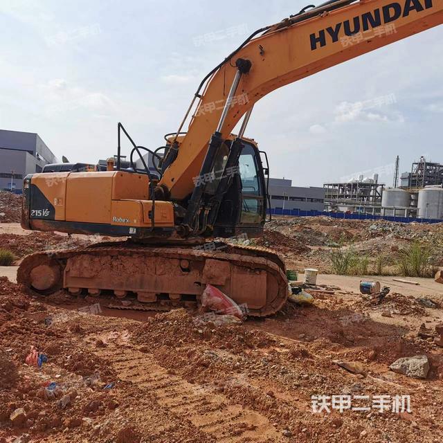 单侧履带整体（整机外观）