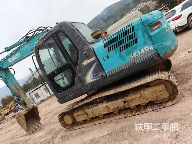 整机右后45°（整机外观）