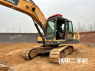 济南雷沃重工FR210挖掘机实拍图片