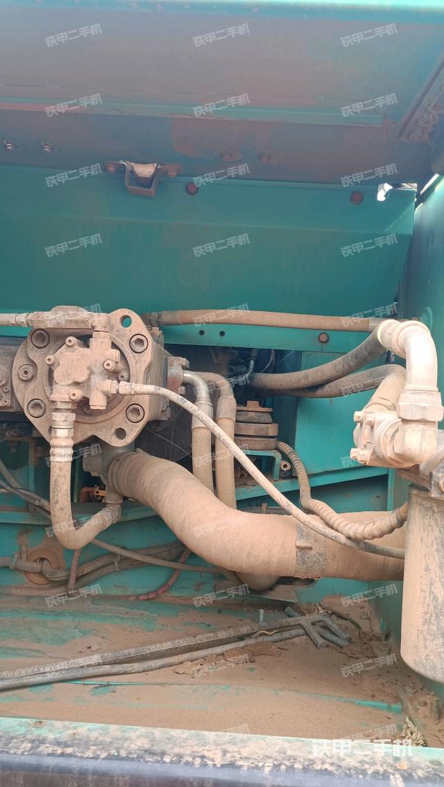 液壓泵室（大件艙室）