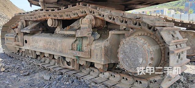 单侧履带整体（整机外观）