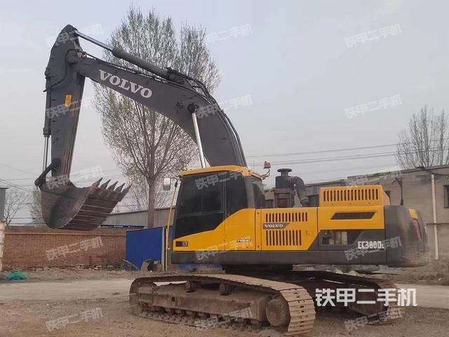 沃尔沃EC380DL挖掘机