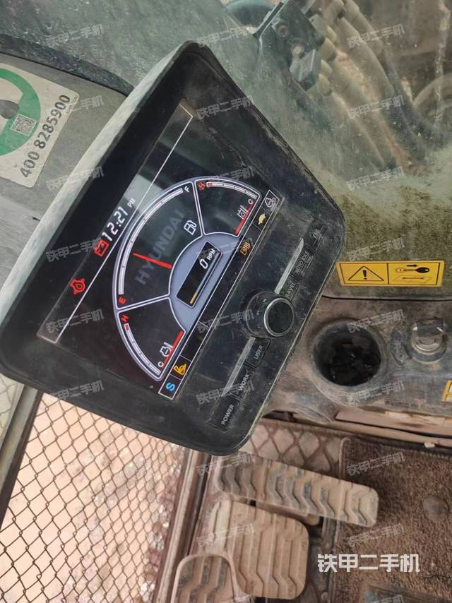 驾驶室整体（整机外观）