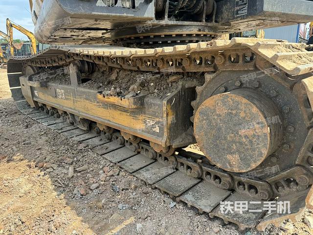 单侧履带整体（整机外观）