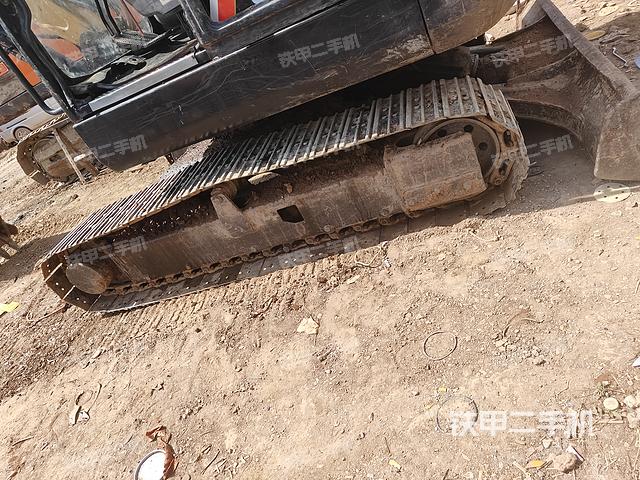 单侧履带整体（整机外观）