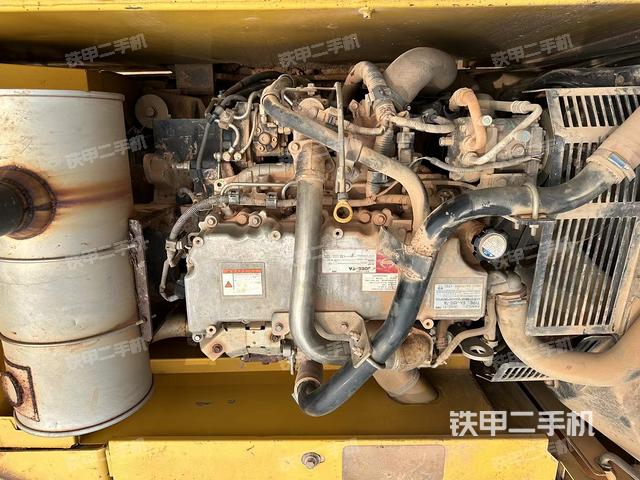 发动机整体俯视（整机外观）