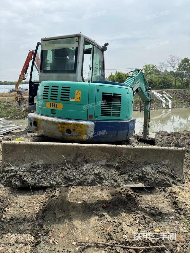 整机右后45°（整机外观）