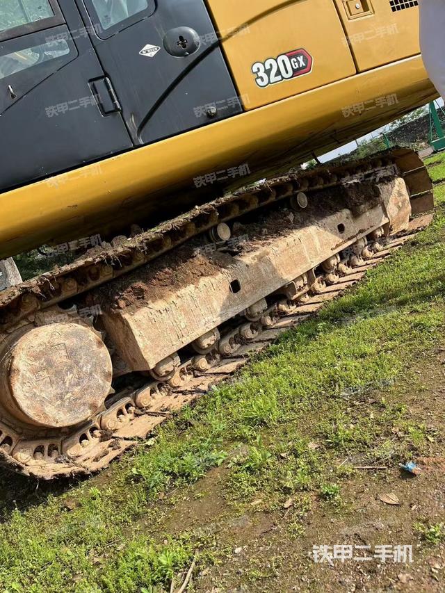 单侧履带整体（整机外观）