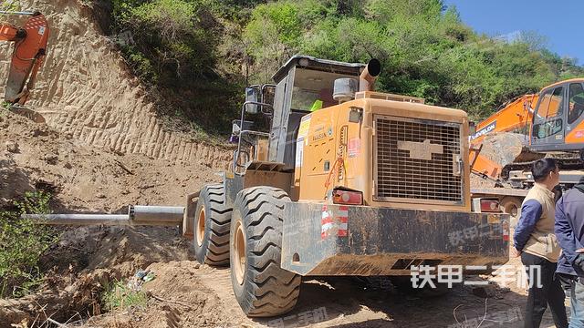 整机右后45°（整机外观及大件）