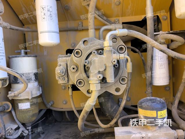 液压泵室(大件舱室) 液压泵室(大件舱室)
