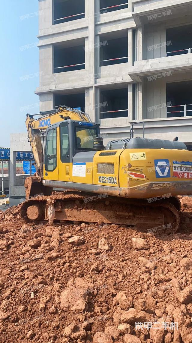 单侧履带整体（整机外观）