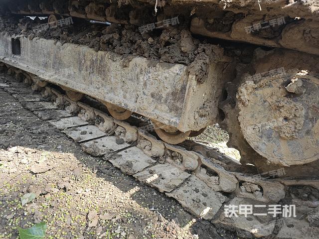 单侧履带整体（整机外观）