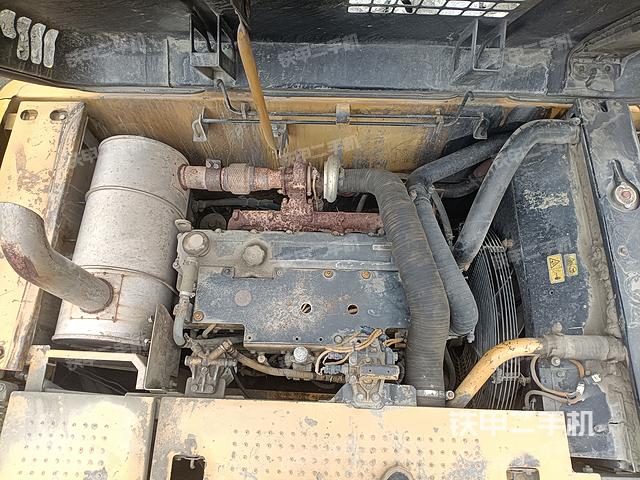 发动机整体俯视（整机外观）