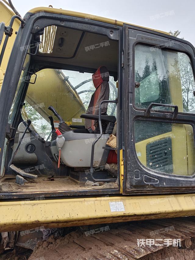 驾驶室整体（整机外观）