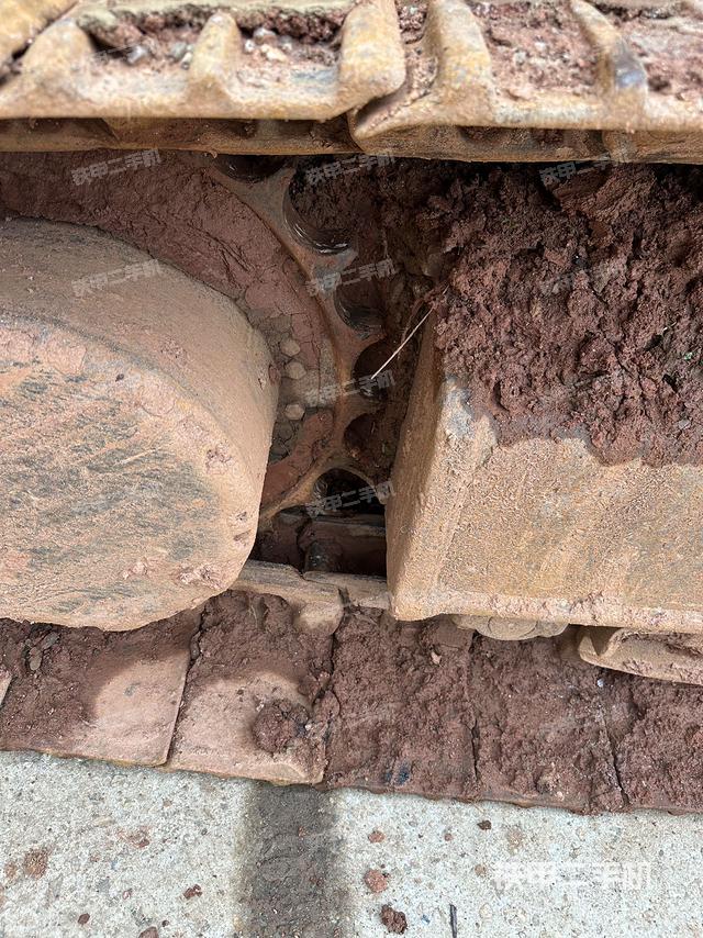 单侧履带整体（整机外观）