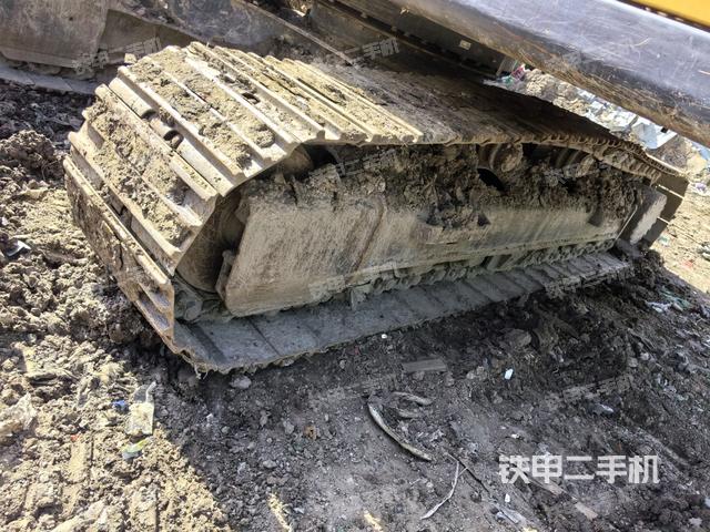 左侧履带整体 (行走机构) 左侧履带整体 (行走机构)