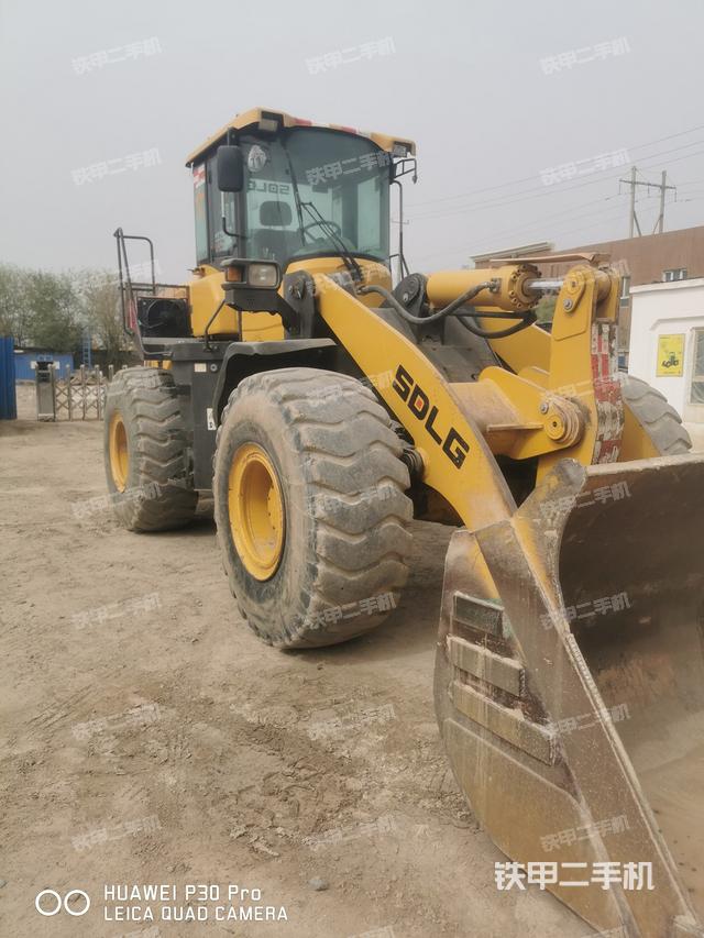 工作装置整体（整机外观及大件）