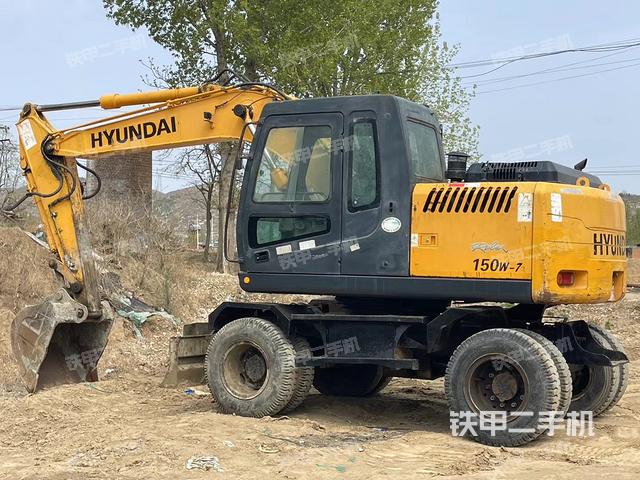 现代R60W-7挖掘机