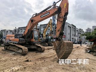 重庆斗山DX260LC-9C挖掘机实拍图片
